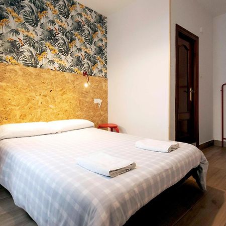 Green Hostel Овиедо Екстериор снимка