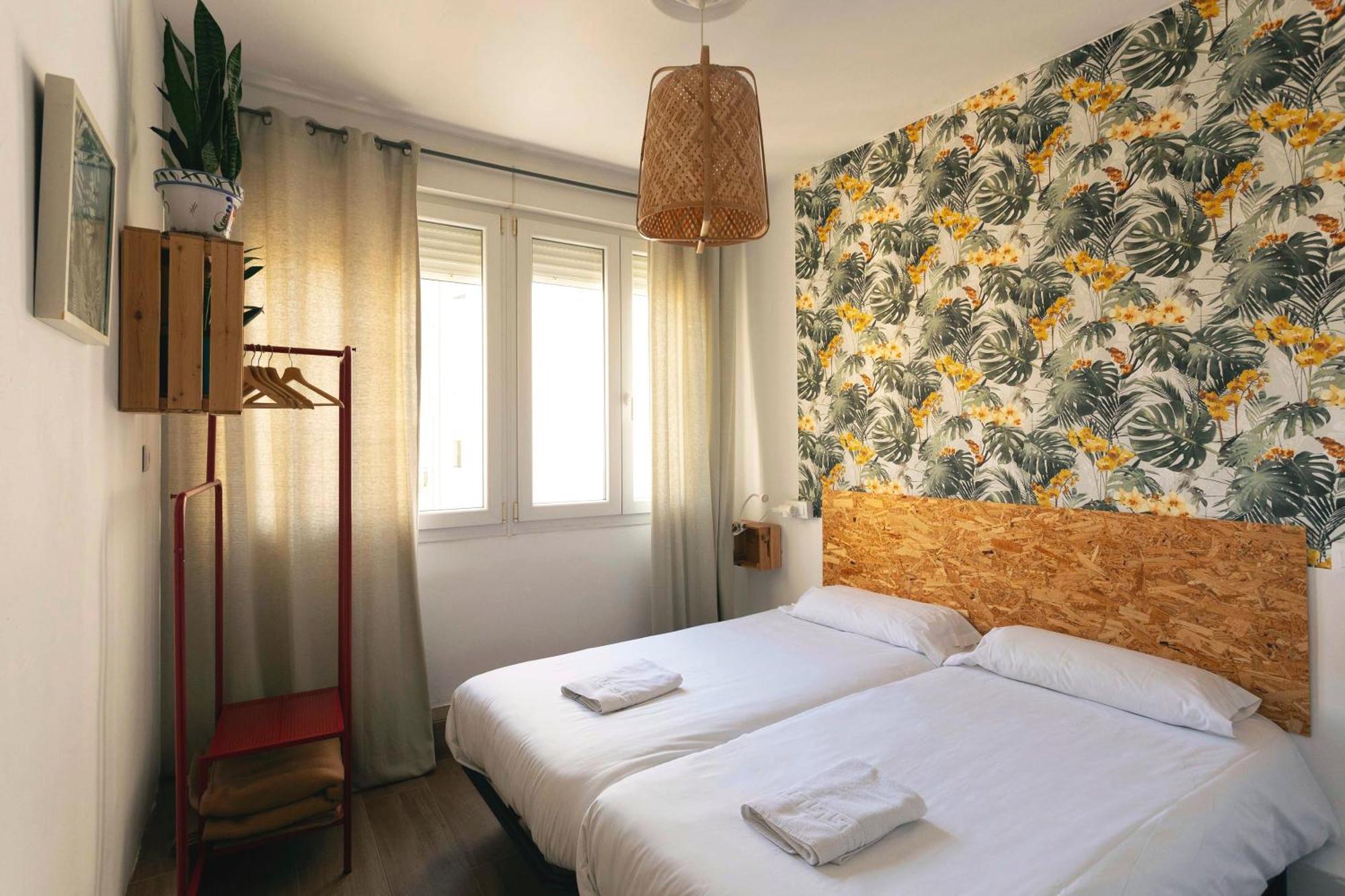 Green Hostel Овиедо Екстериор снимка