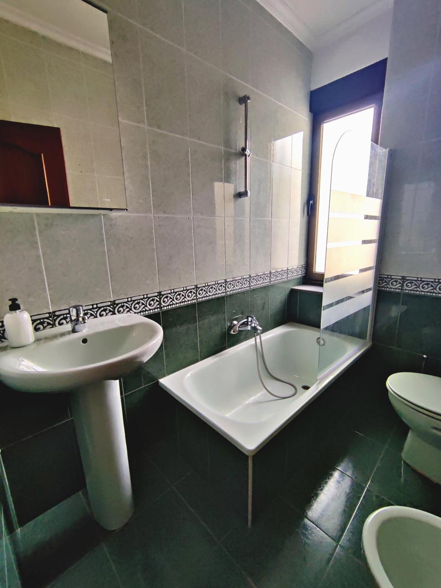 Green Hostel Овиедо Екстериор снимка