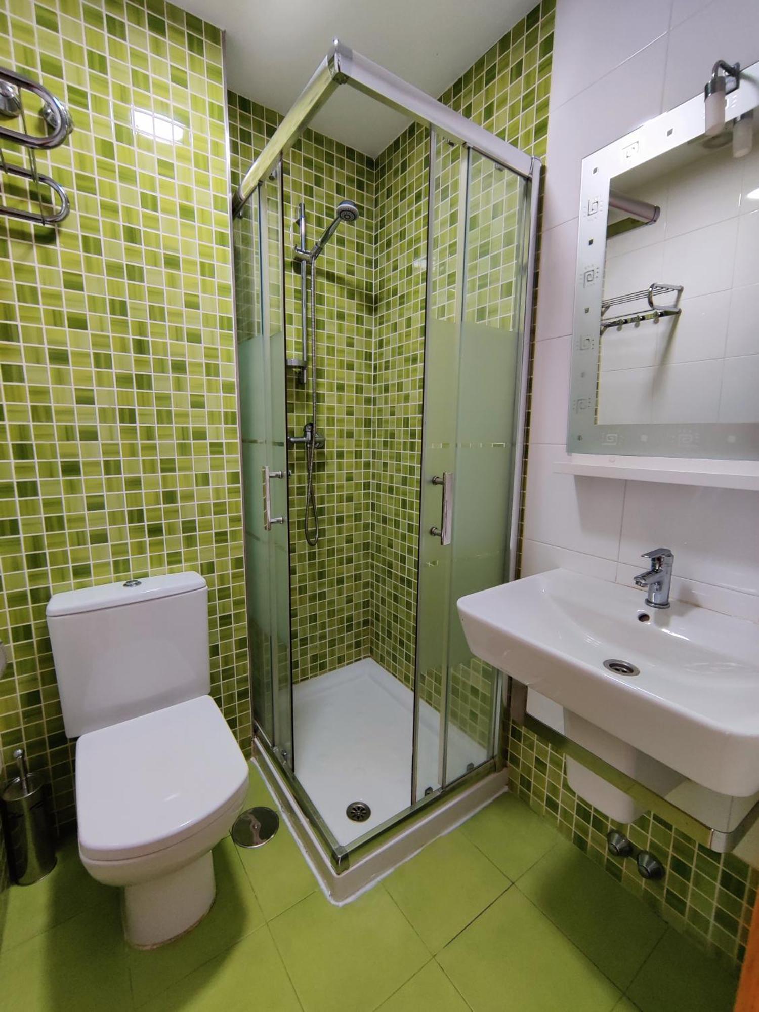 Green Hostel Овиедо Екстериор снимка