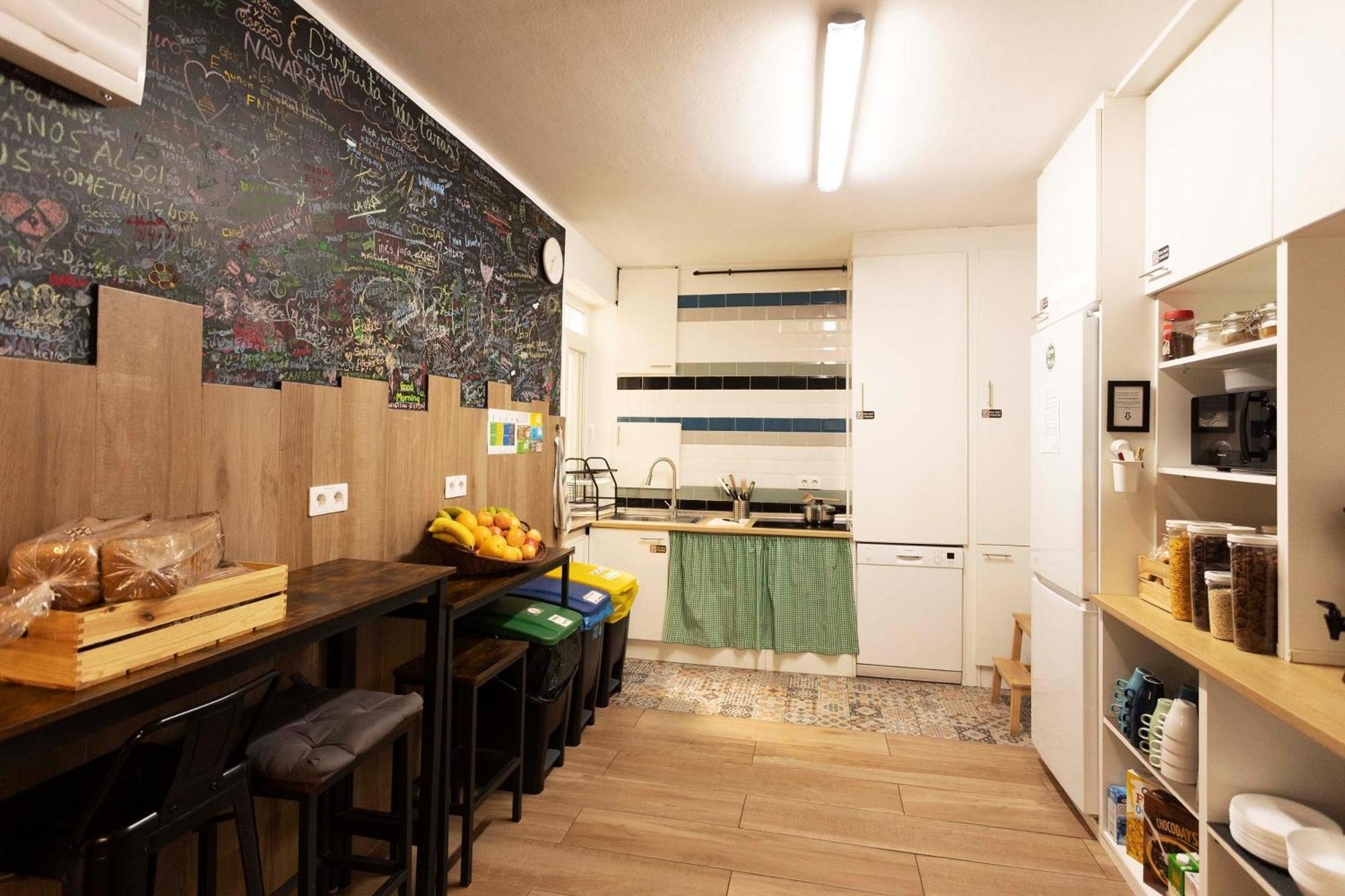Green Hostel Овиедо Екстериор снимка