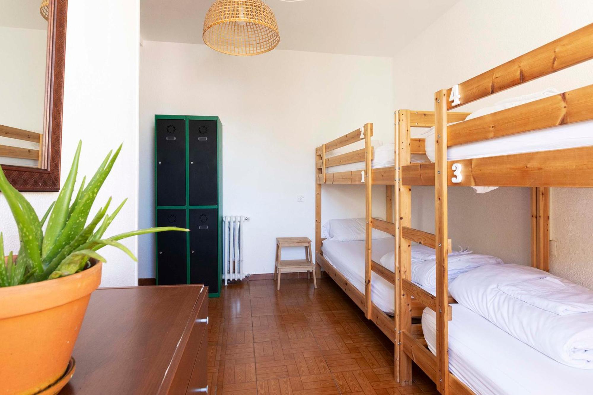 Green Hostel Овиедо Екстериор снимка