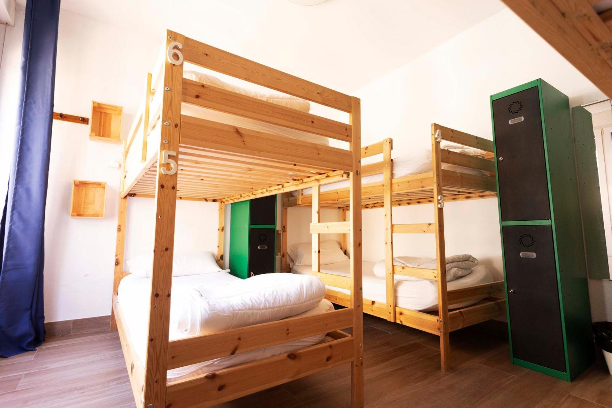 Green Hostel Овиедо Екстериор снимка