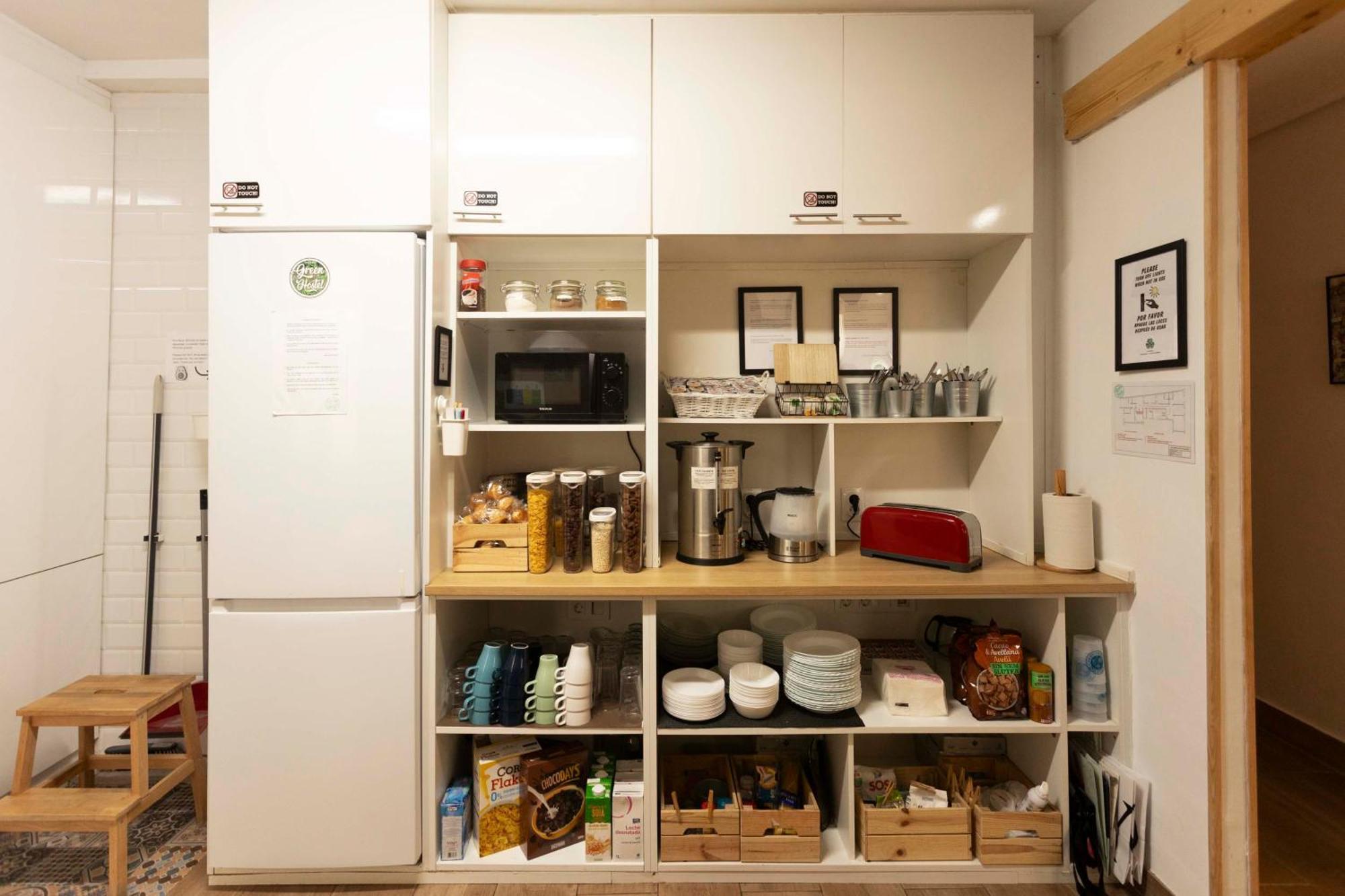 Green Hostel Овиедо Екстериор снимка