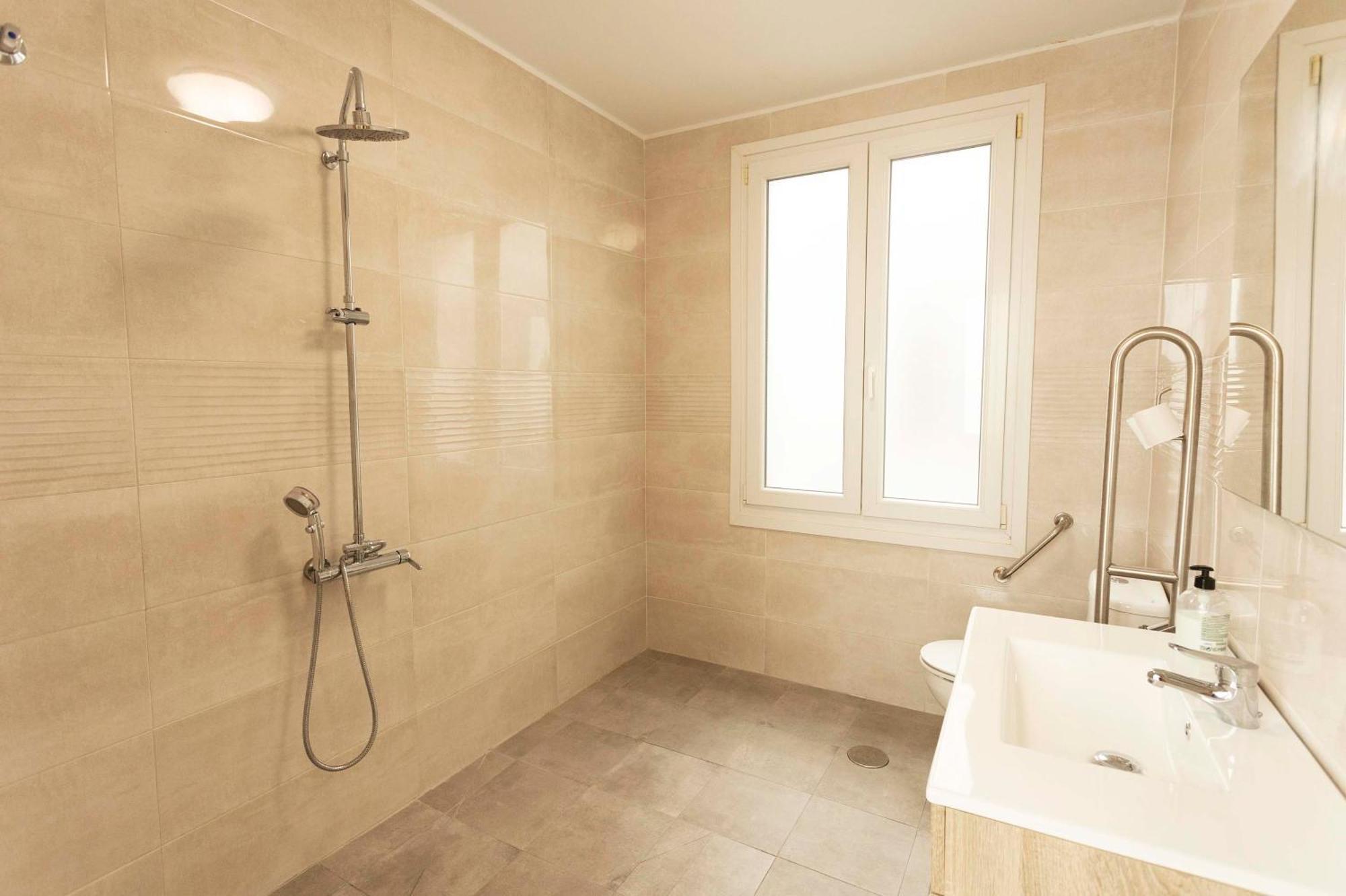 Green Hostel Овиедо Екстериор снимка