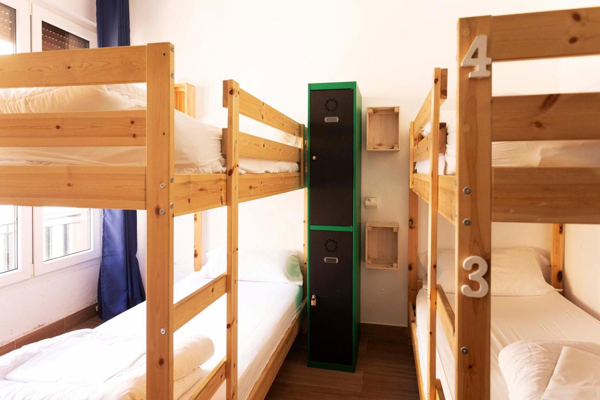 Green Hostel Овиедо Екстериор снимка